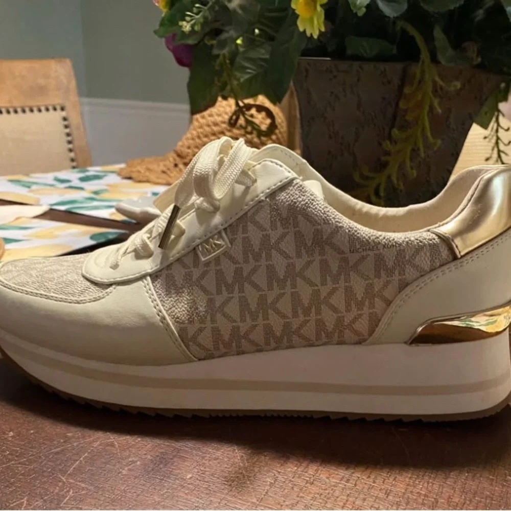 Michael Kors Cream and Gold Women's Sneakers - Picture 2 of 10